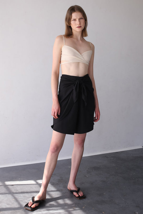 Petalo Short Onyx