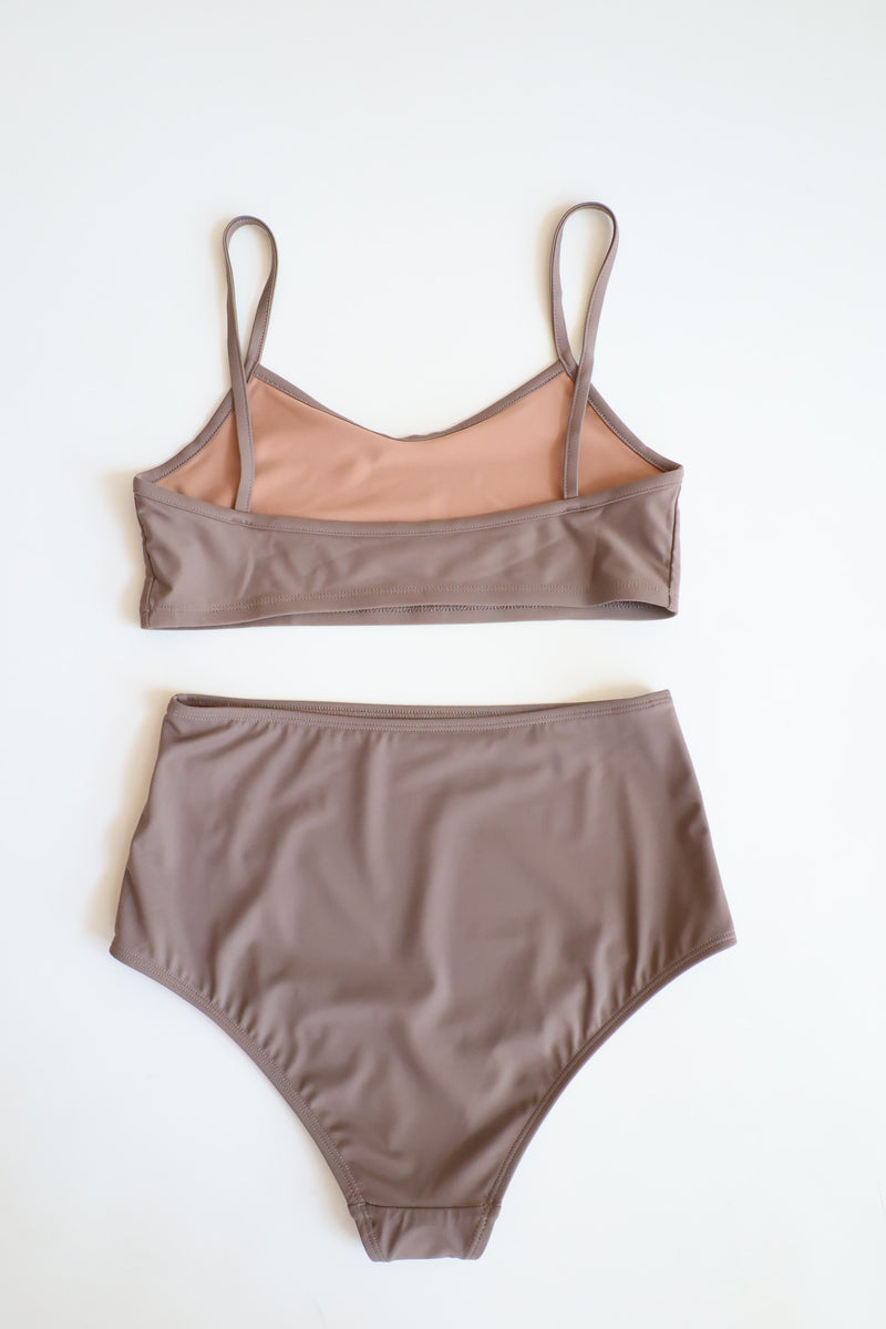 Basic High Bottom Taupe