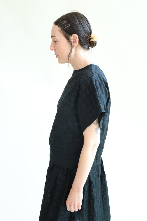 Ripple Finish Top Black