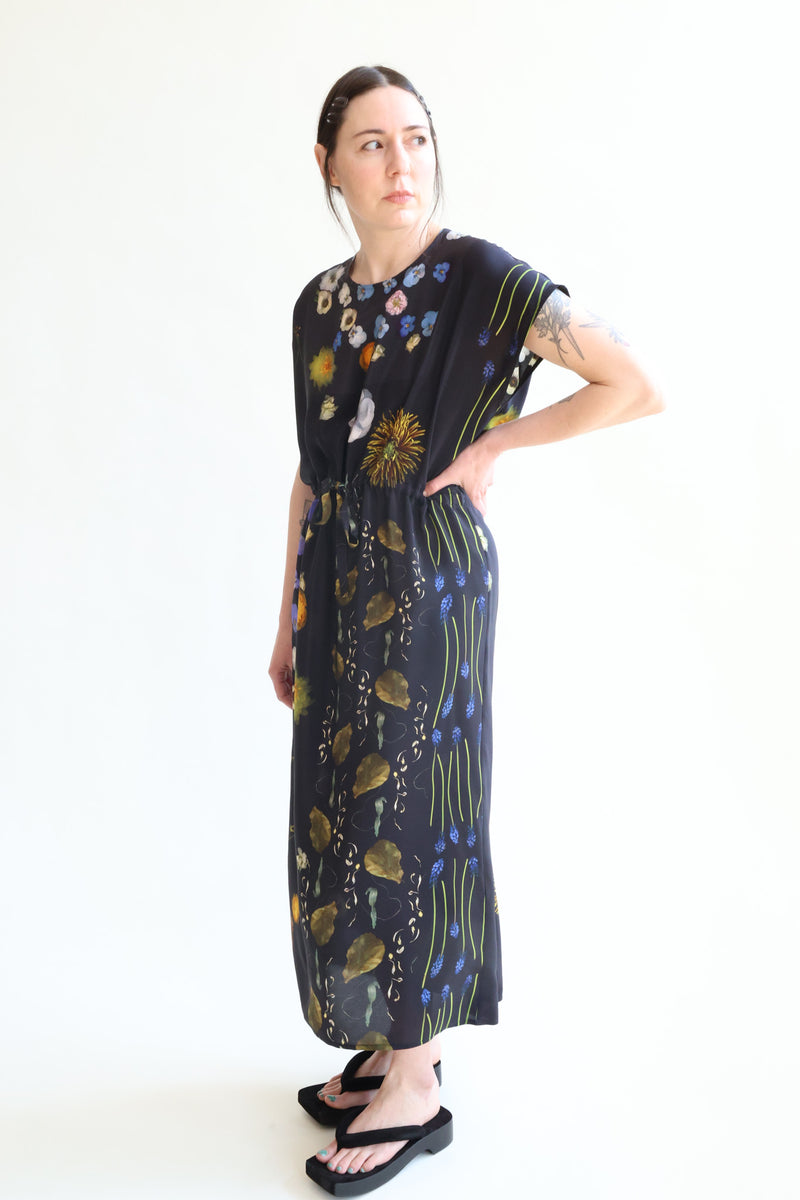 Simple Dress Print I - Flowers on Black