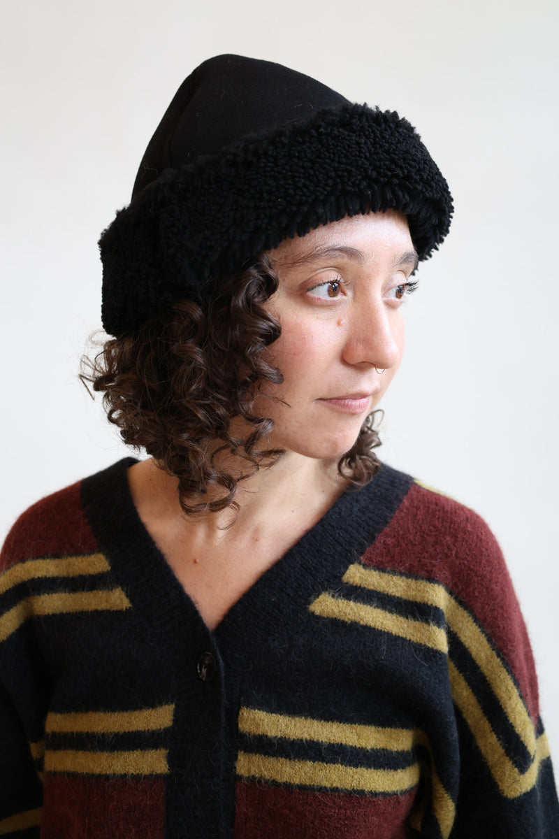 Suede Back Curly Hair Cap Black