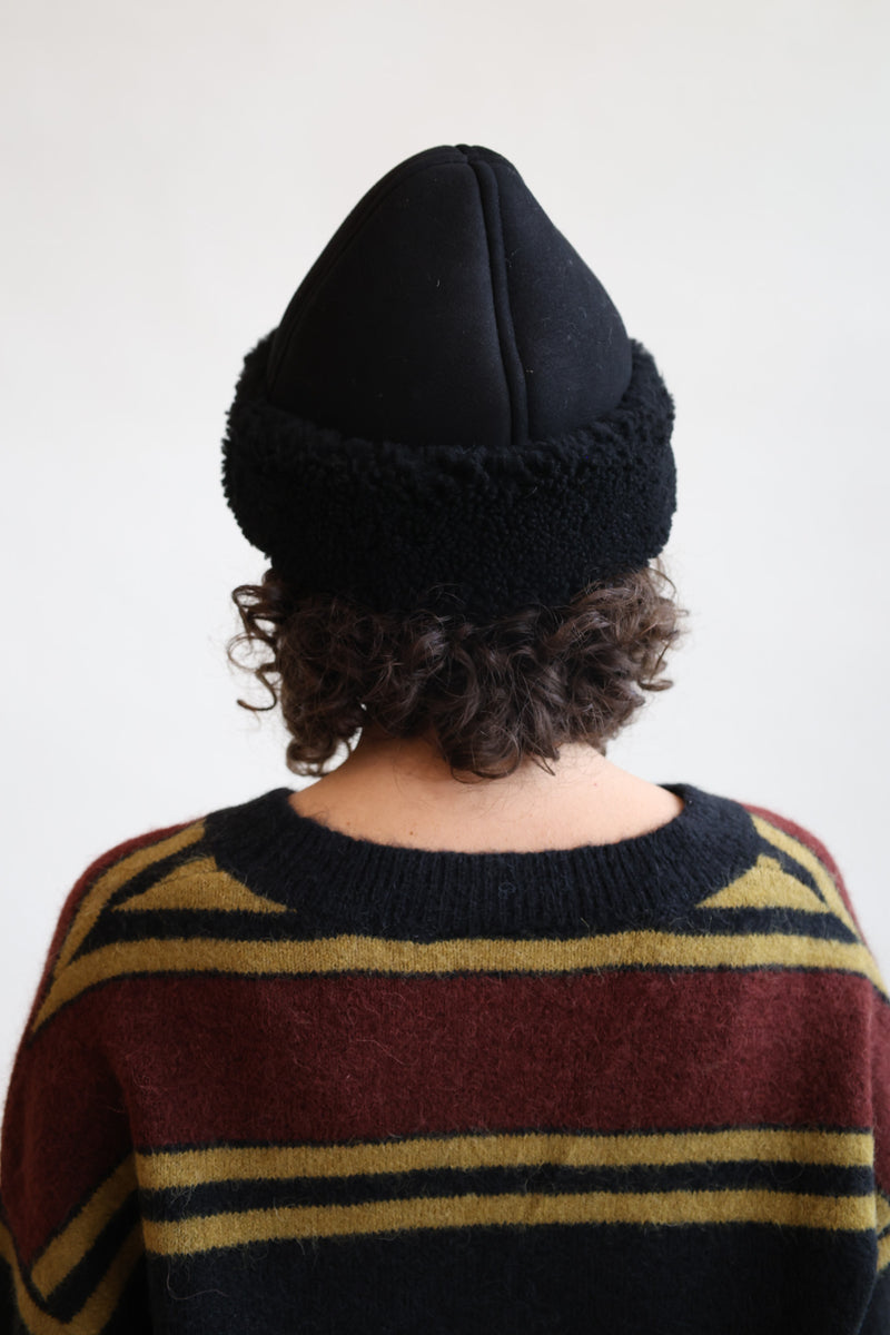 Suede Back Curly Hair Cap Black