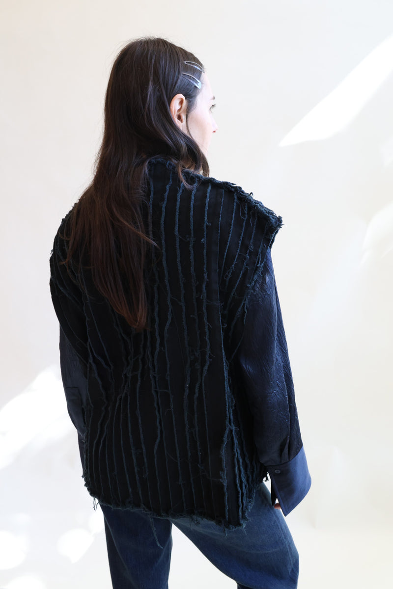 Baleen Vest Black