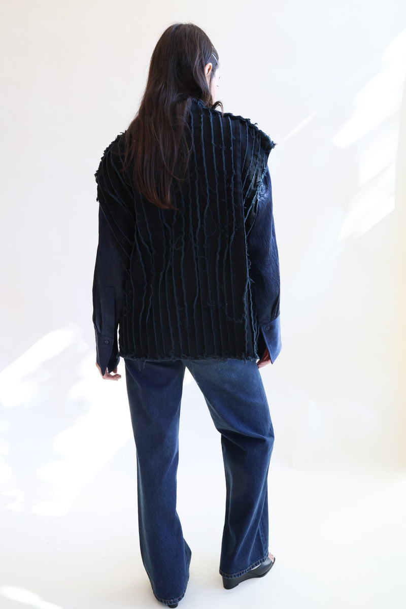 Baleen Vest Black