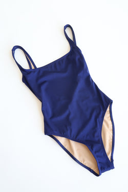 Pistachio Suit Midnight