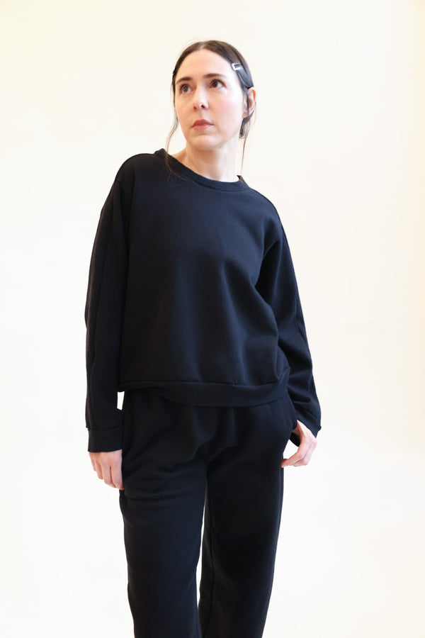 Easy Winter Sweatshirt Black
