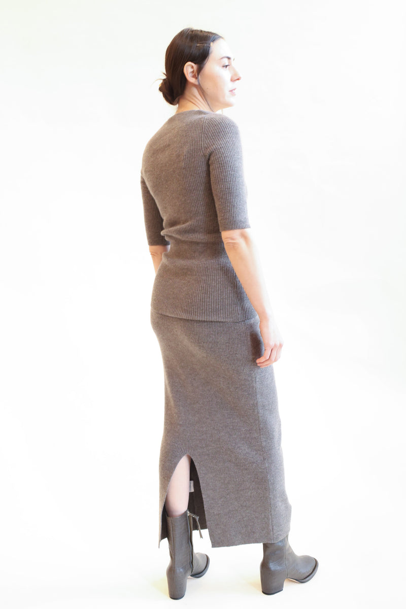 Rib Scoop Neck Cinder