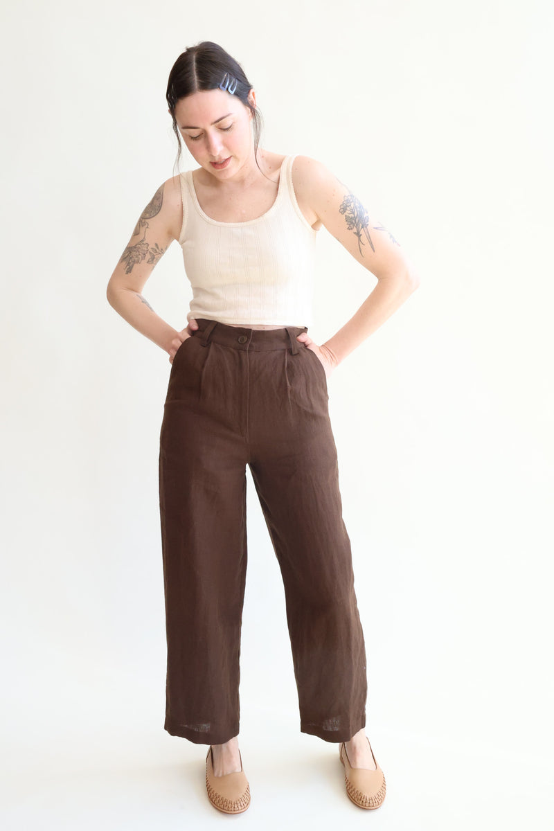 Luca Pleated Trouser Walnut