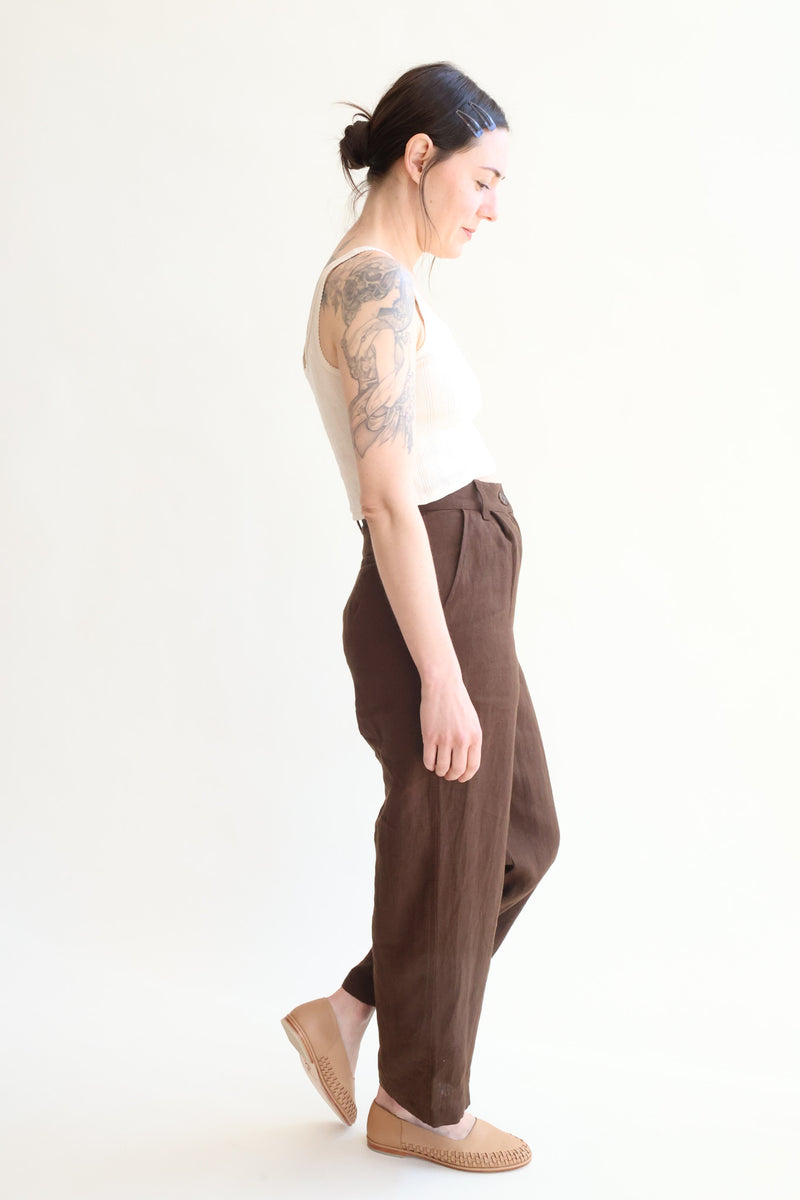 Luca Pleated Trouser Walnut