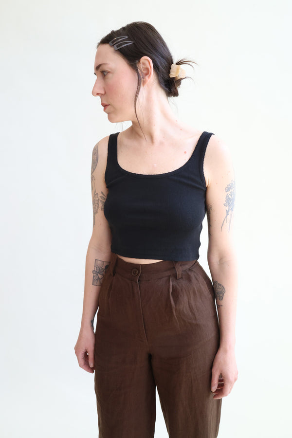 Crop Pointelle Scoop Tank Black