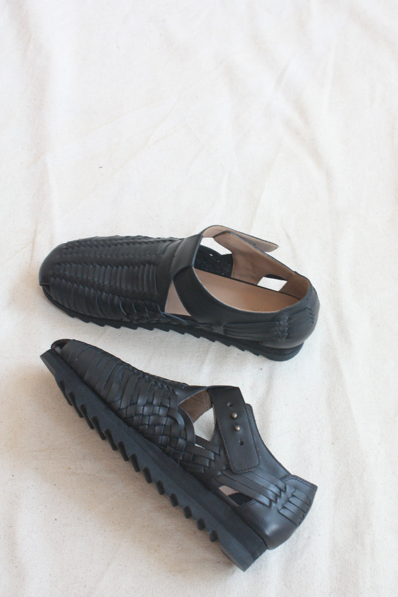 Mesa Shoe Black