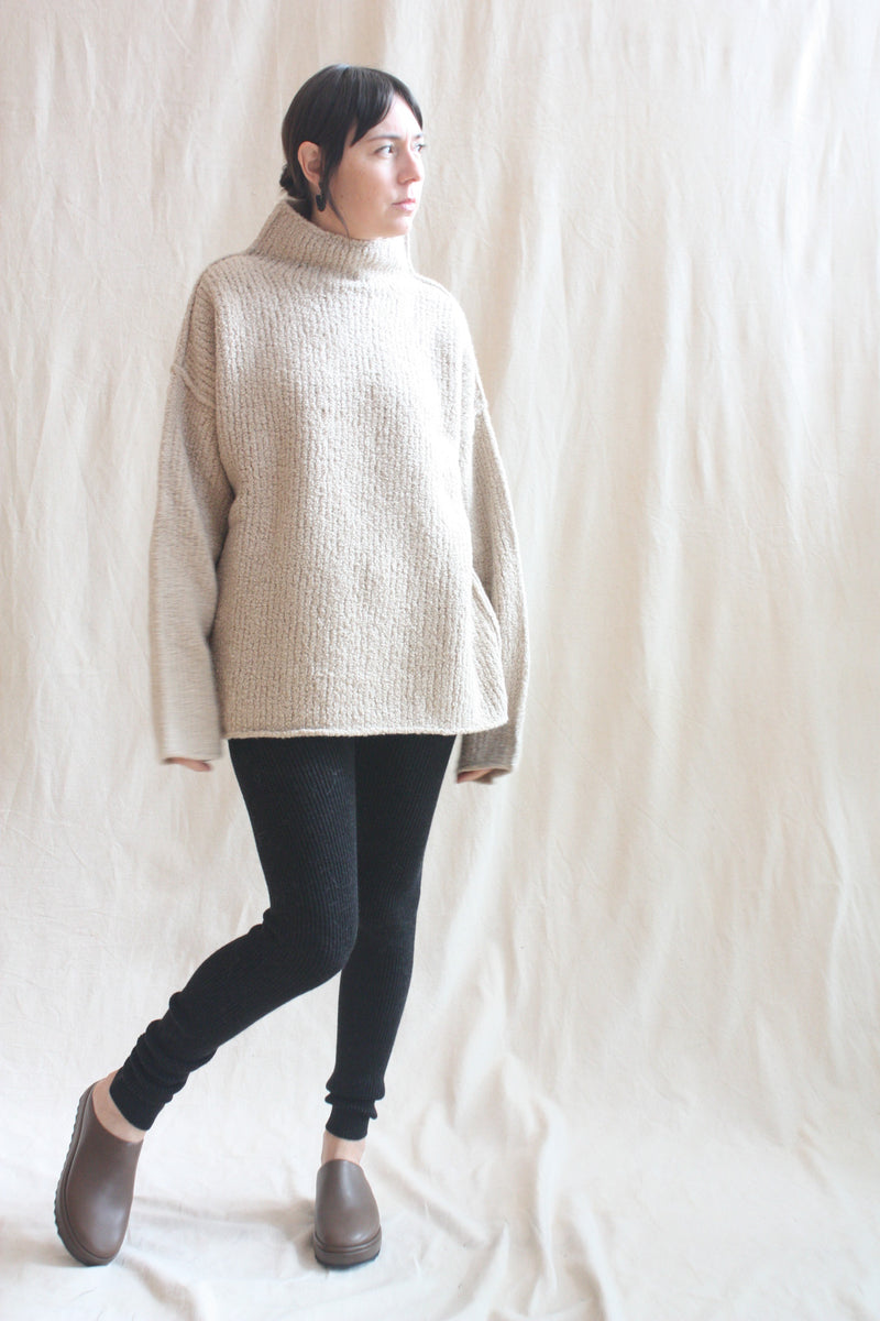 Raw Turtleneck Antique