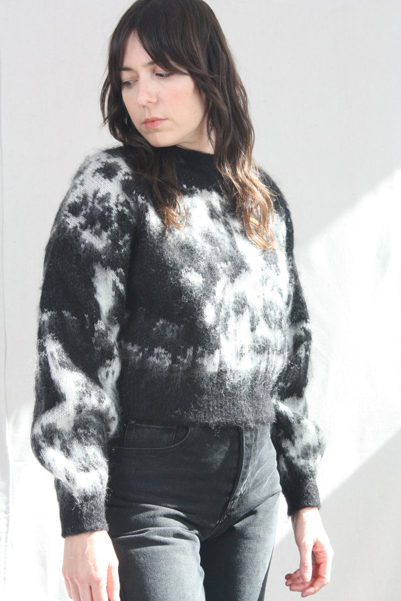 Ray Knitted Sweater Black and White