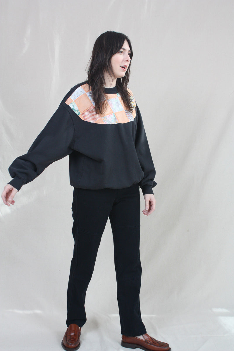 Bib Patchwork Crewneck Sweatshirt Black