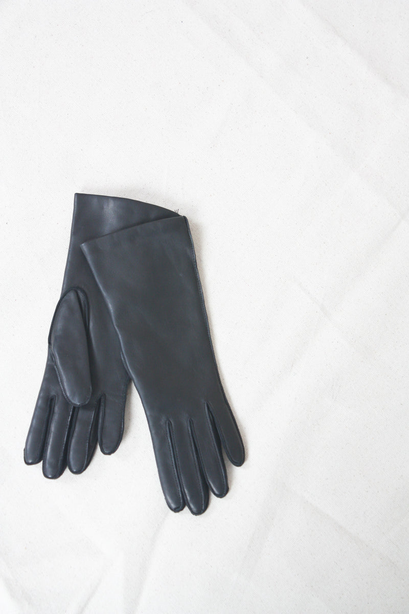 Raw Seam Classic Gloves Black