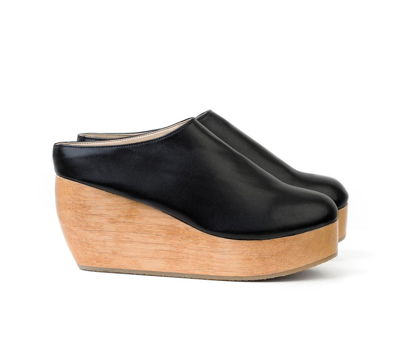 Clog Black Faux-Nappa